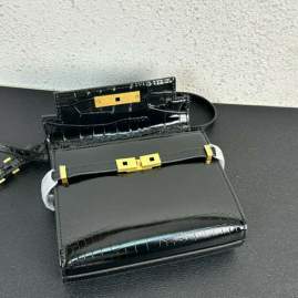 Picture of Saint Laurent Handbags _SKUfw167254955fw